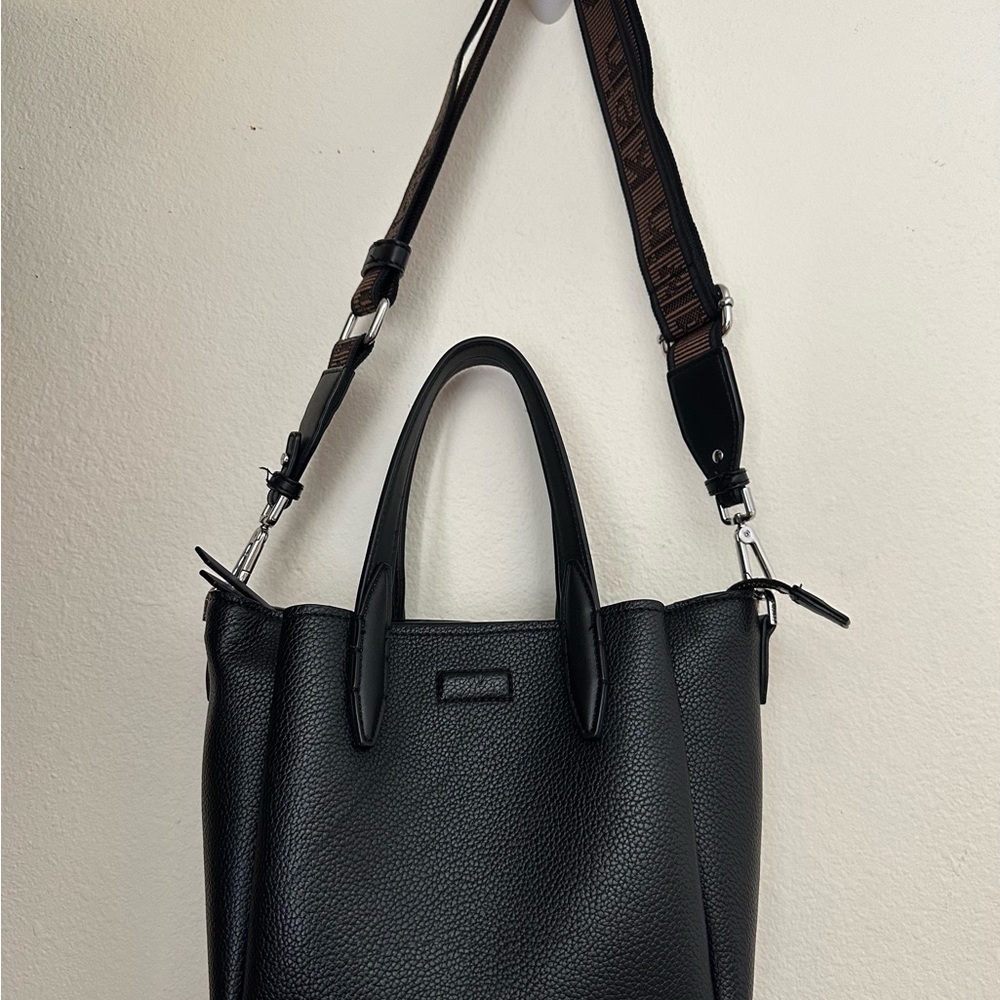 Elegant Black Leather Tote Bag